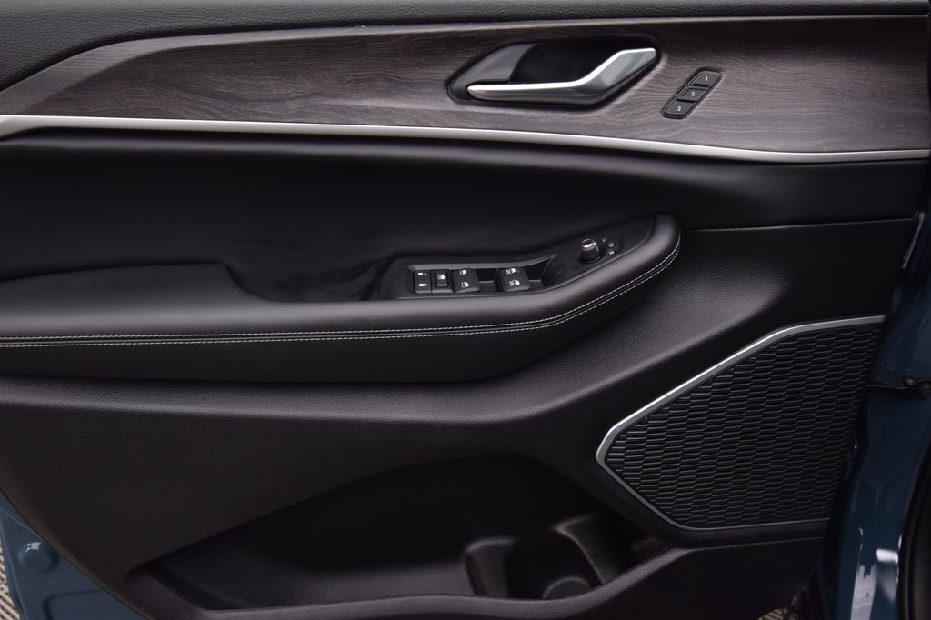 new 2026 Jeep Grand Cherokee L car, priced at $53,112