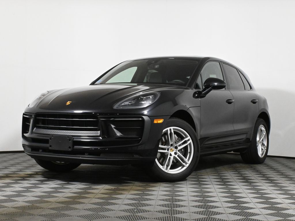 2022 Porsche Macan  Hero Image
