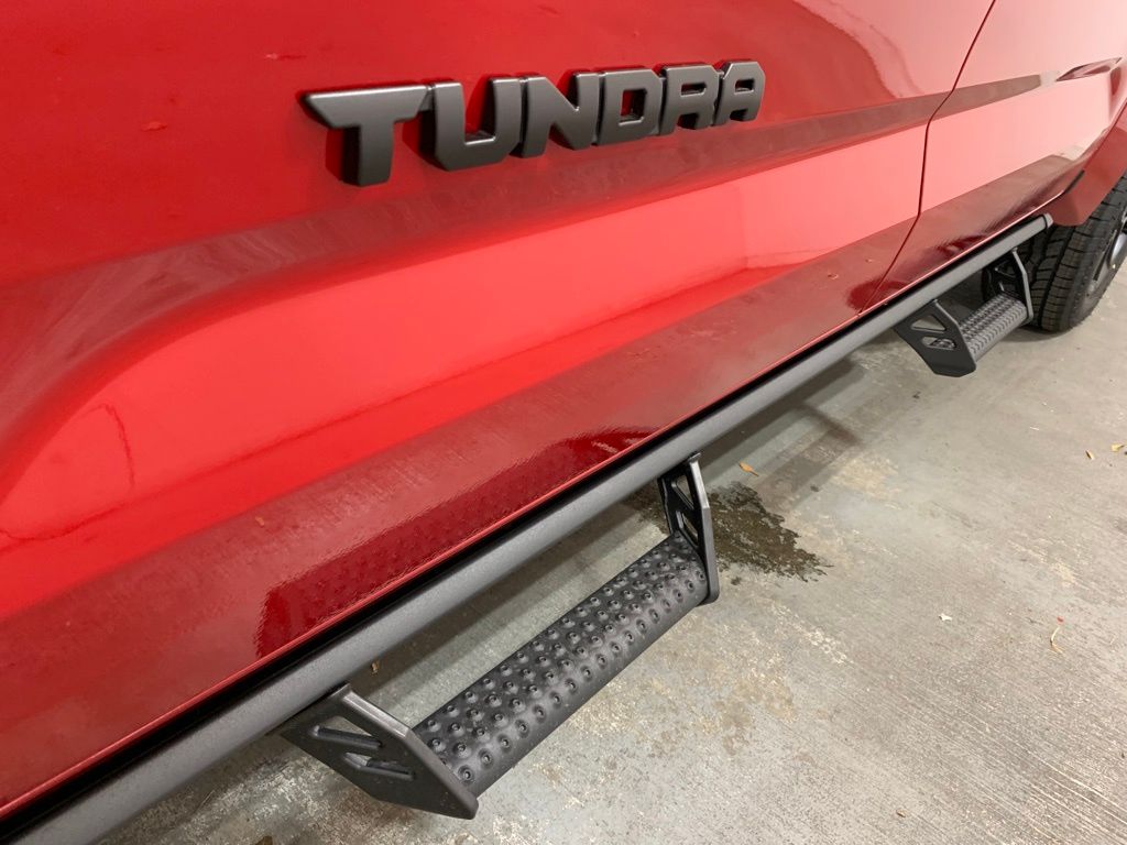 2025 Toyota Tundra SR5 8