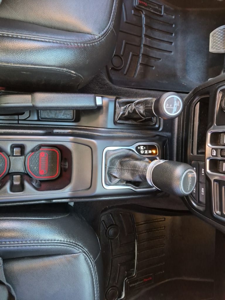 Used Car 2021 Jeep Gladiator  Willys For Sale Under $30,000 In Austin, Texas