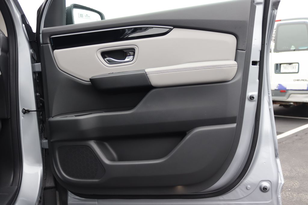 Thumbnail: 2025 Honda Pilot - 21