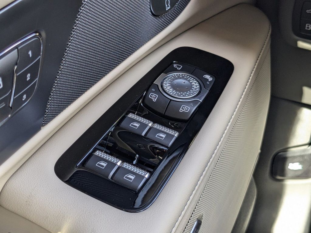 2025 Lincoln Nautilus Hybrid Reserve
