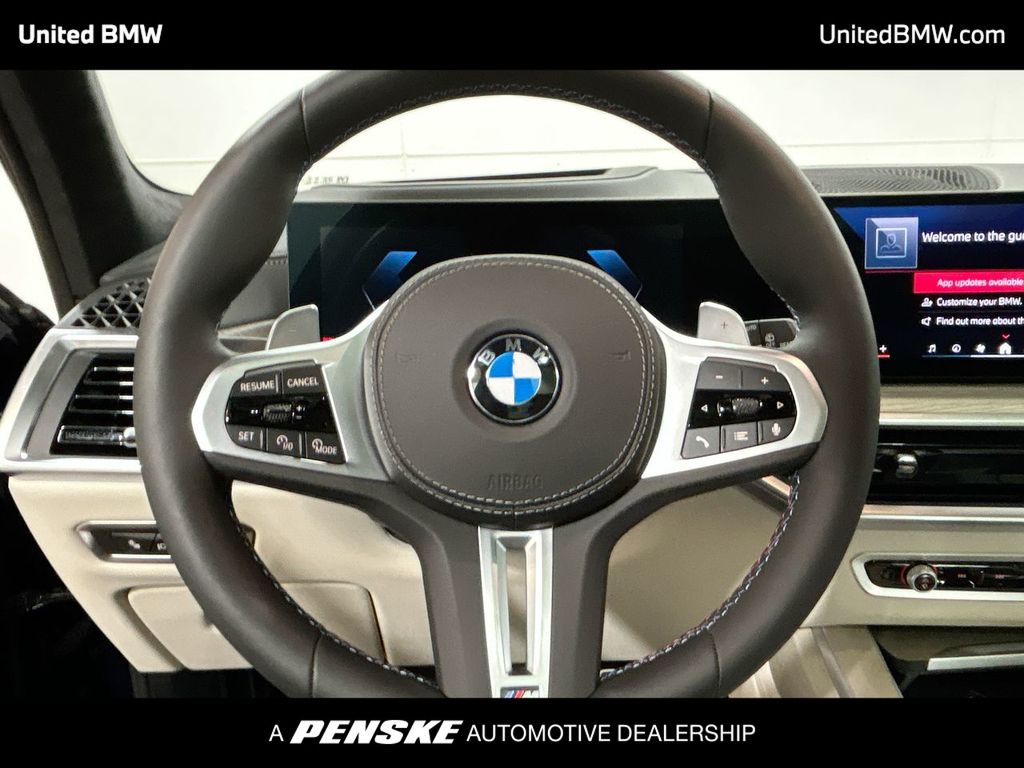Thumbnail: 2026 BMW X7 - 14