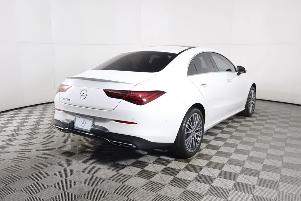 2025 Mercedes-Benz CLA 250 5