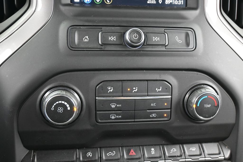 Used 2022 Summit White Chevrolet Custom image 25