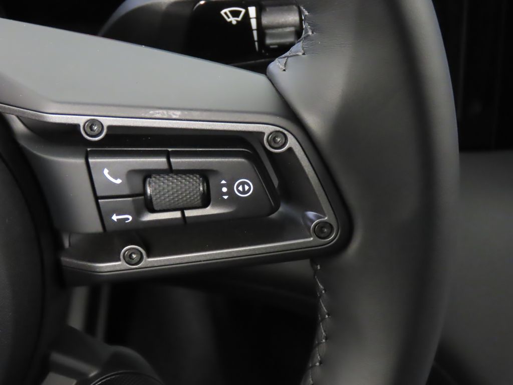 Thumbnail: 2023 Porsche Taycan - 20