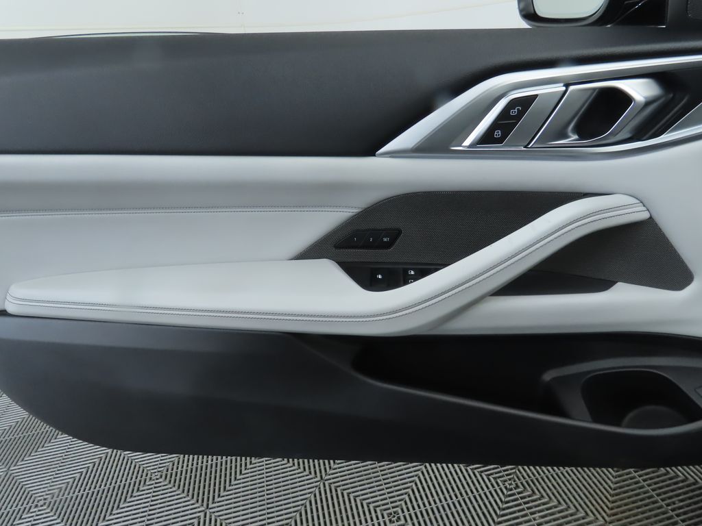 Thumbnail: 2022 BMW M4 - 32