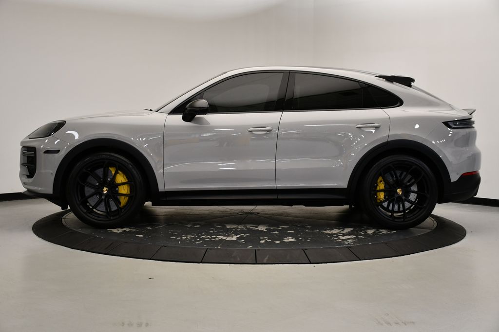 2024 Porsche   2