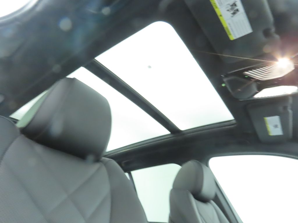 Thumbnail: 2026 BMW X5 - 19