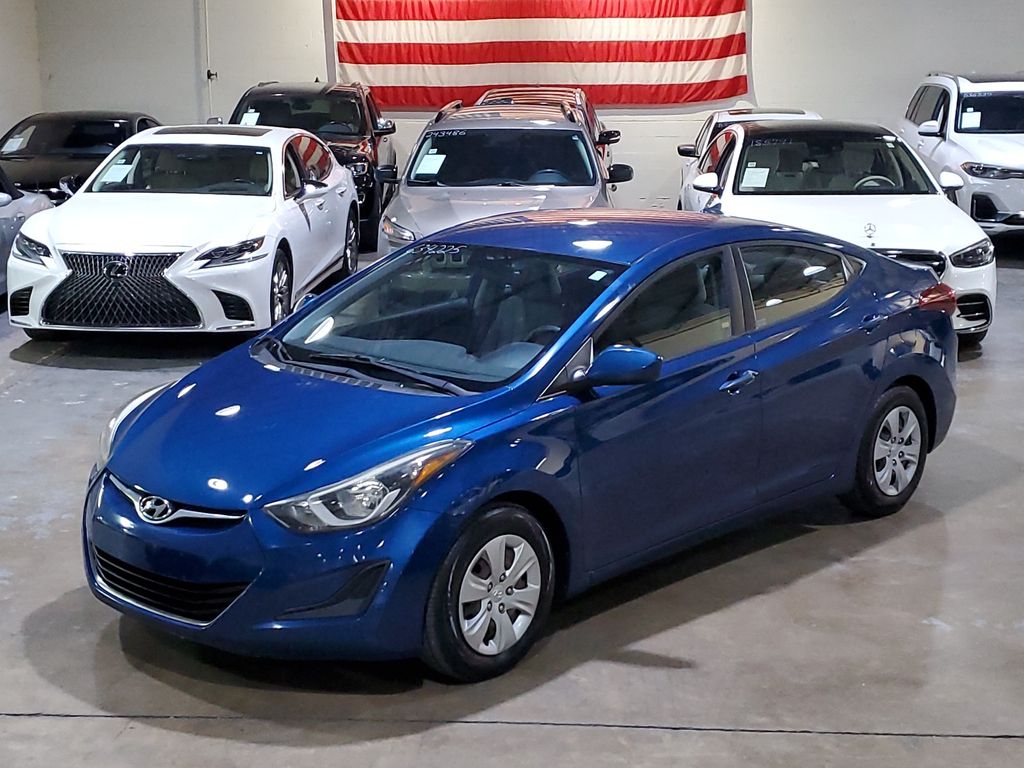 2016 Hyundai Elantra SE 34