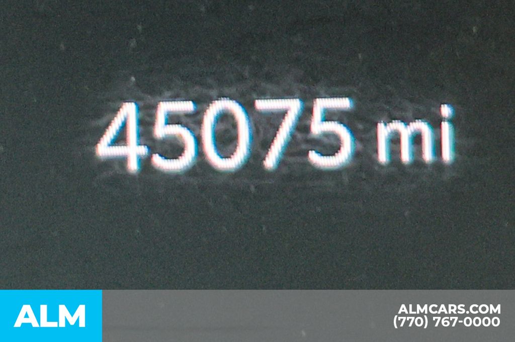 Used 2025 Silver Jeep Limited/MT Certified image 58
