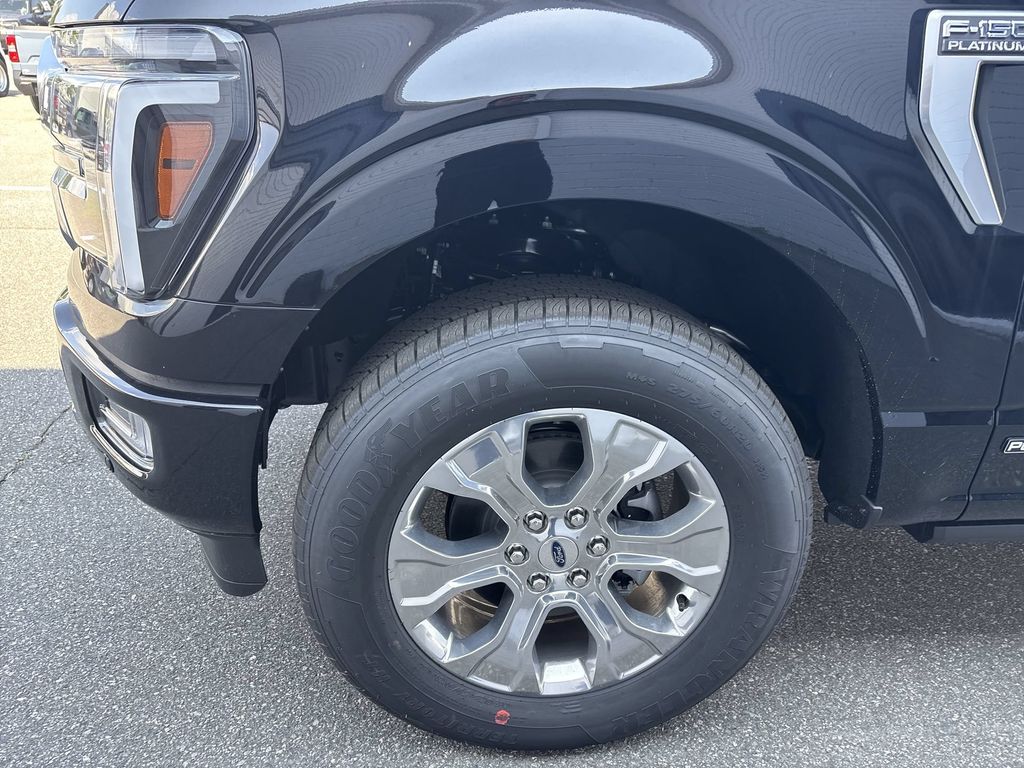New 2026 Agate Black Metallic Ford Platinum® image 19