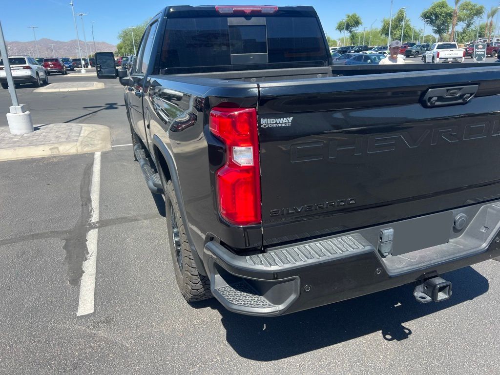 Thumbnail: 2023 Chevrolet Silverado 2500 - 3