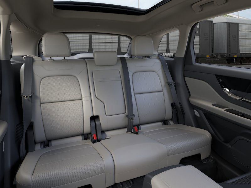 Thumbnail: 2026 Lincoln Corsair - 11