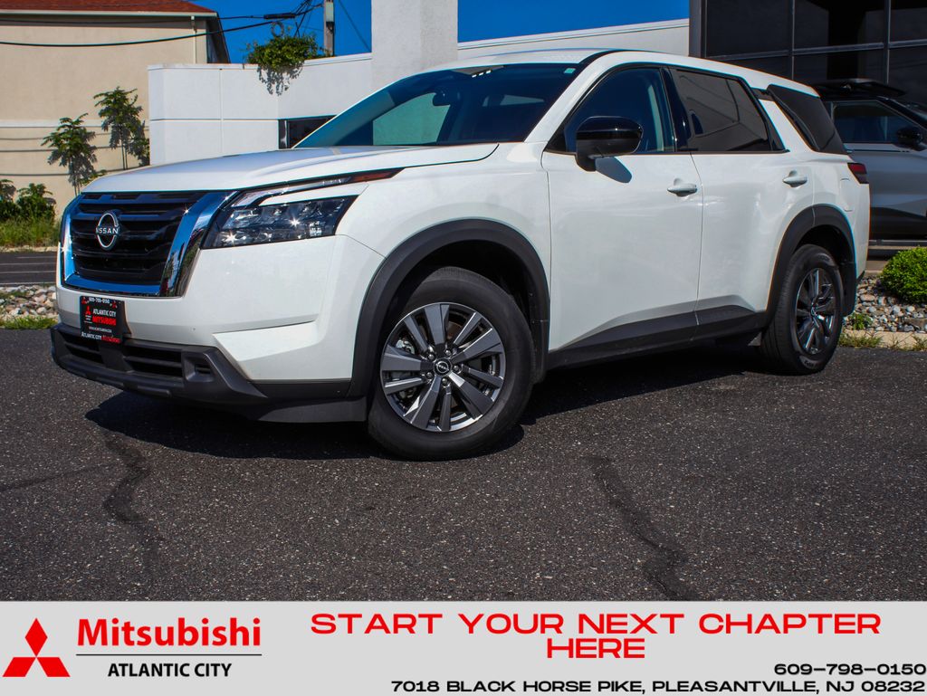 Glacier White 2025 Nissan Pathfinder SUV / Crossover All-Wheel Drive 9-Speed Automatic