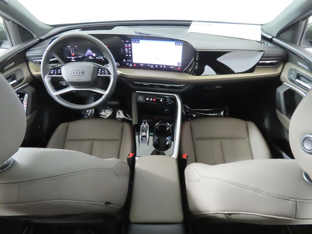 Thumbnail: 2025 Audi Q5 - 11