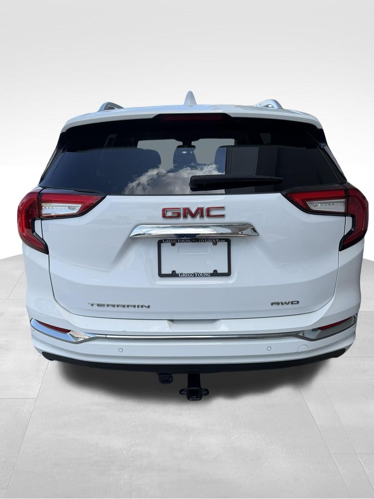 Used 2024 GMC Terrain SUV