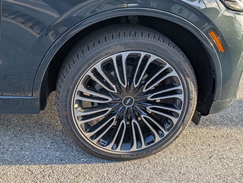 new 2026 Lincoln Aviator car, priced at $89,765