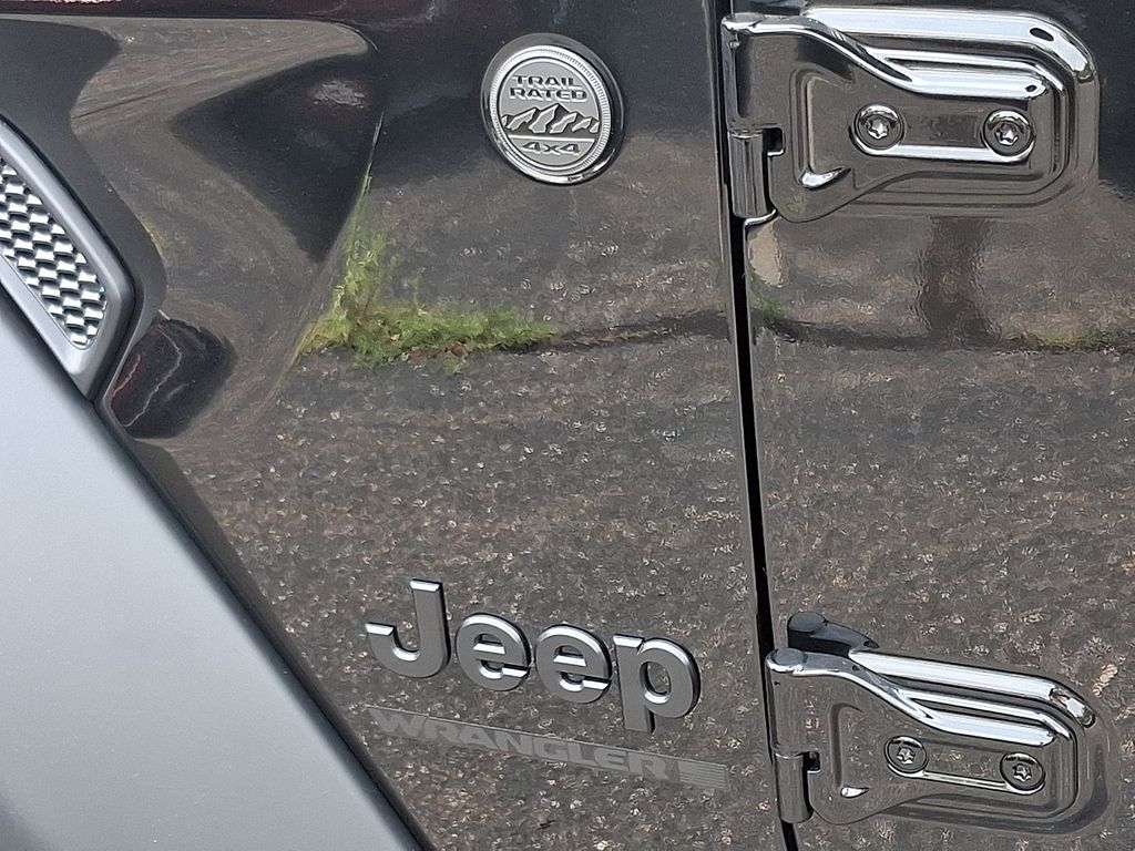 New 2026 Jeep Wrangler SUV