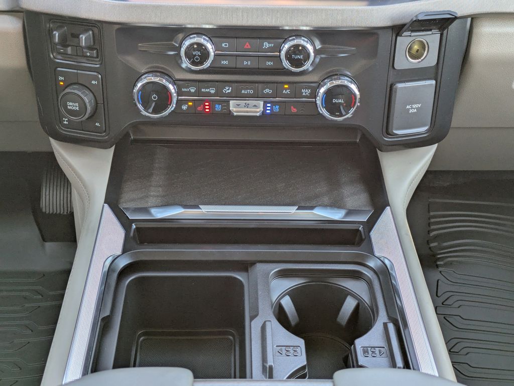 2026 Ford F-250 Platinum