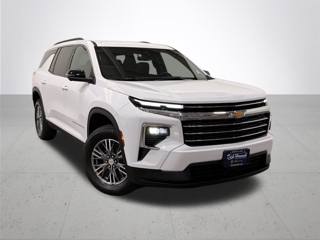 2024 Chevrolet Traverse LT