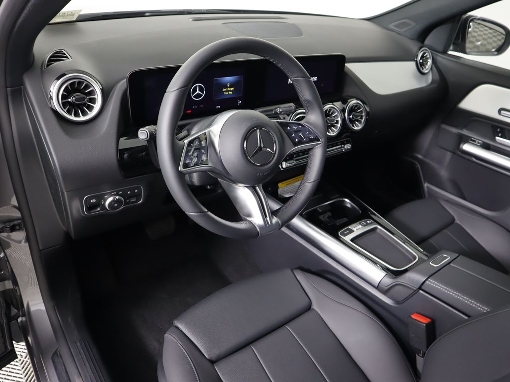 2025 Mercedes-Benz GLA 250 9