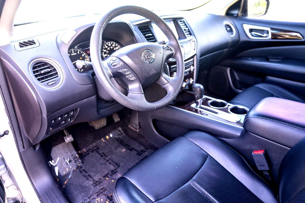 Used Car 2015 Nissan Pathfinder  Platinum For Sale Under $12,000 In Taylor, Texas