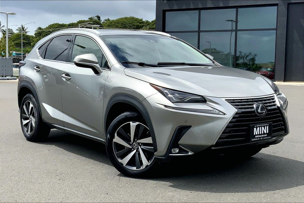 Silver 2018 Lexus NX 300 FWD SUV / Crossover Front-Wheel Drive 6-Speed Automatic