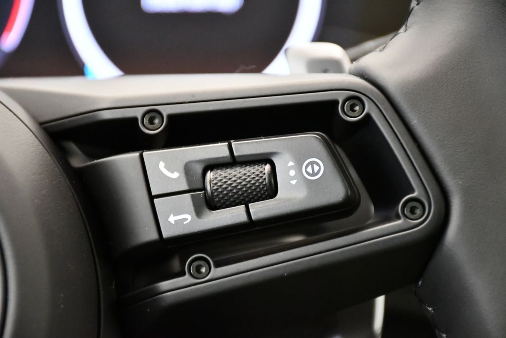 Thumbnail: 2026 Porsche Cayenne - 29