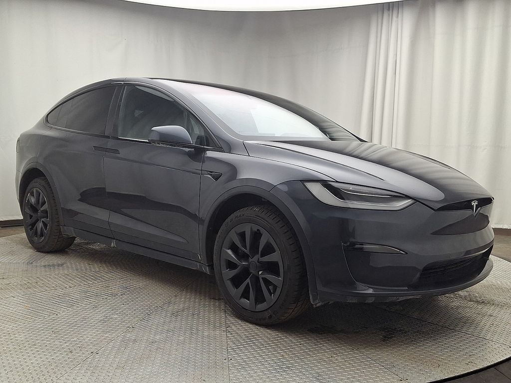 Thumbnail: 2022 Tesla Model X - 3