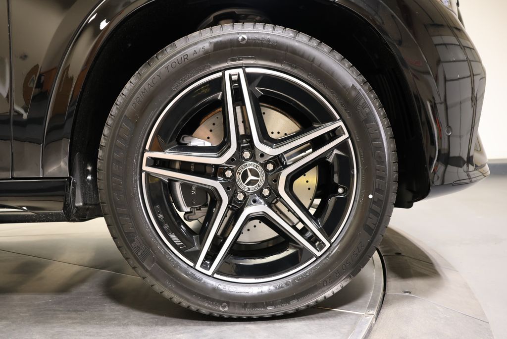 Thumbnail: 2026 Mercedes-Benz GLE - 14