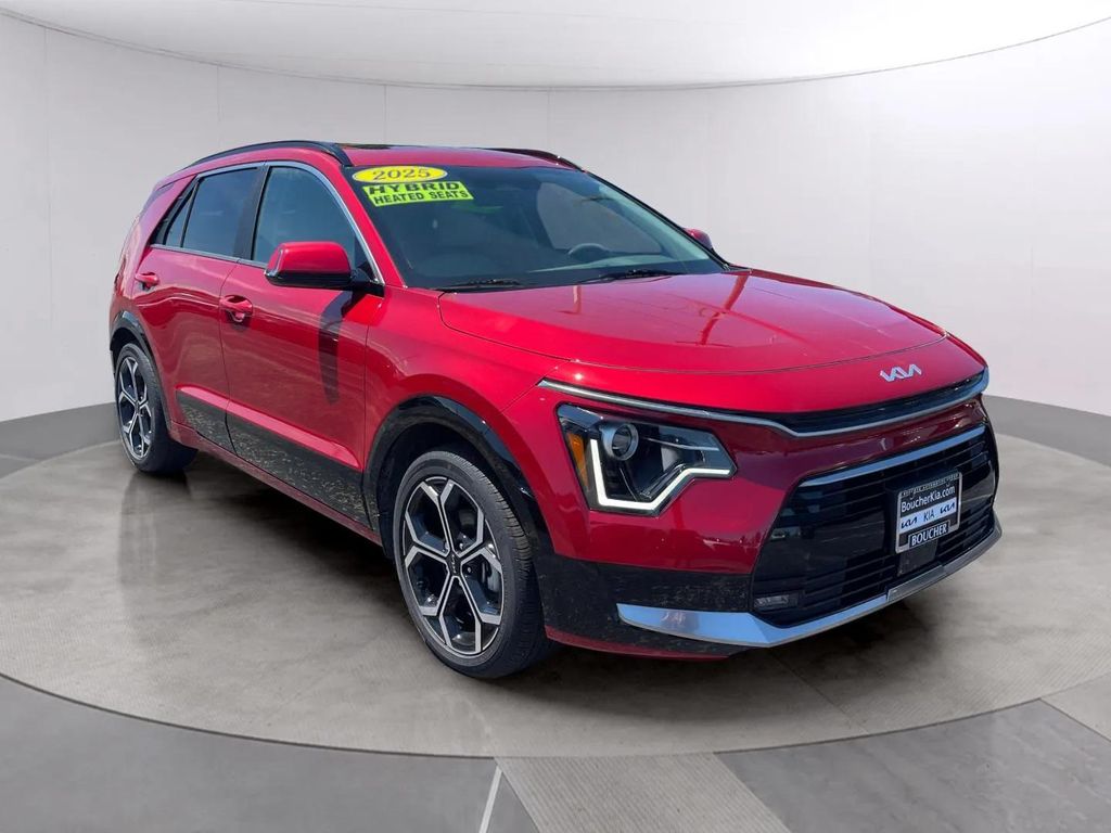 Certified Used 2025 Runway Red Kia EX Touring image 7