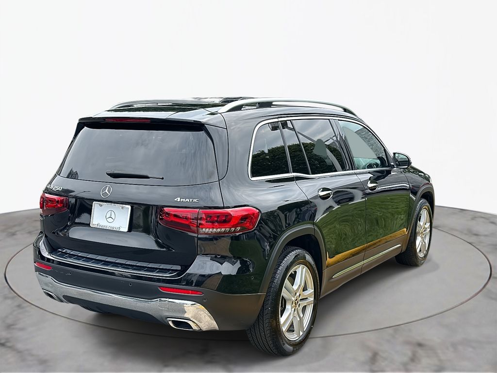 Thumbnail: 2022 Mercedes-Benz GLB - 4
