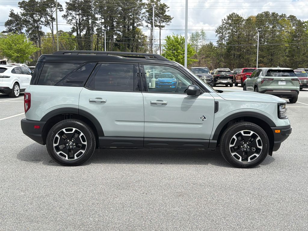 Used 2024 Gray Ford Outer Banks image 8