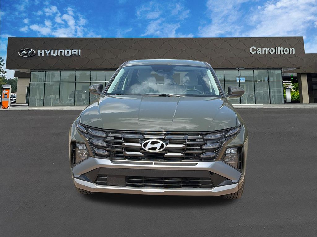 Used 2026 Green Hyundai SE image 2