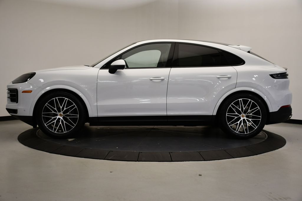 Thumbnail: 2025 Porsche  - 2