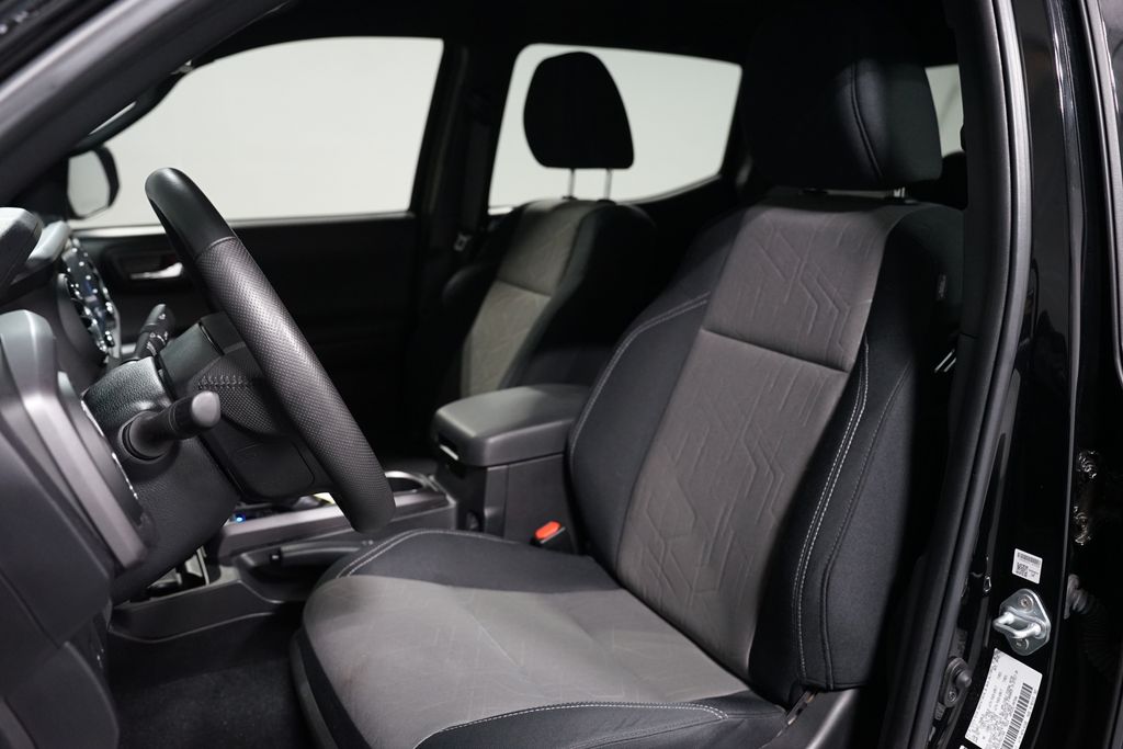 Thumbnail: 2023 Toyota Tacoma - 25