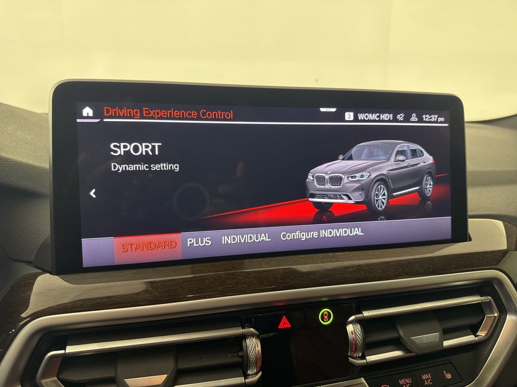 Thumbnail: 2024 BMW X4 - 19