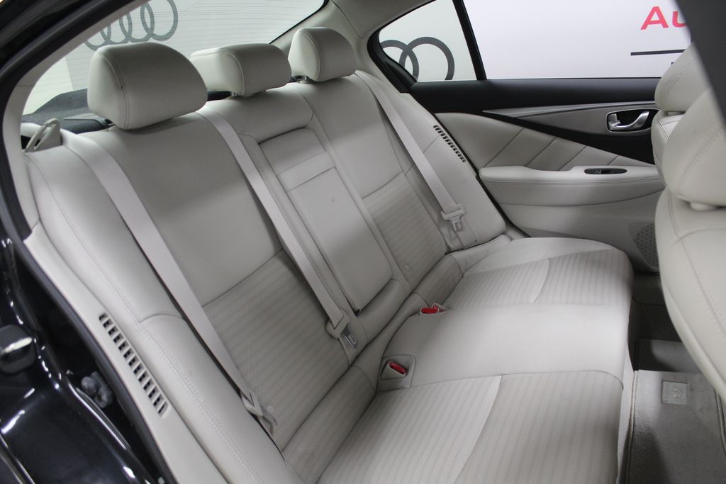 Thumbnail: 2014 INFINITI Q50 - 27