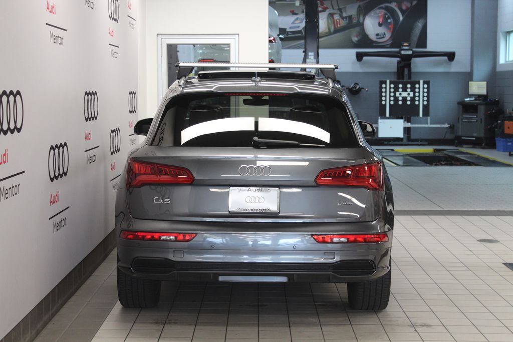 Thumbnail: 2020 Audi Q5 - 5