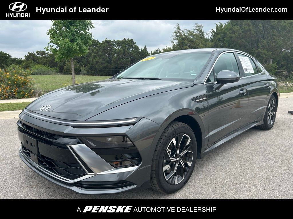 2025 Hyundai Sonata SEL Hero Image