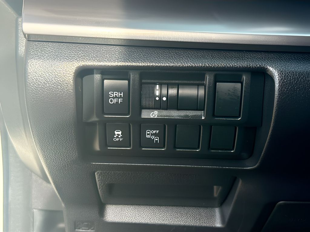 Used 2020 White Subaru Limited image 10