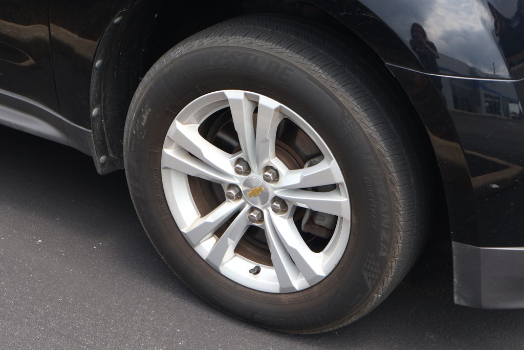 Thumbnail: 2011 Chevrolet Equinox - 5