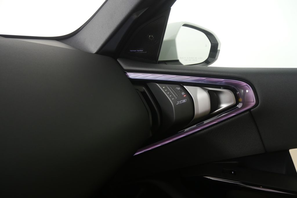 Thumbnail: 2026 BMW X3 - 25