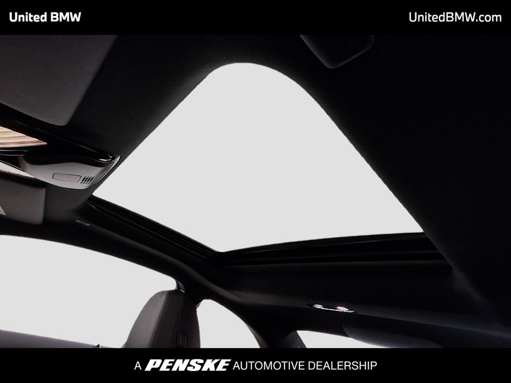 Thumbnail: 2025 BMW 2 Series - 12