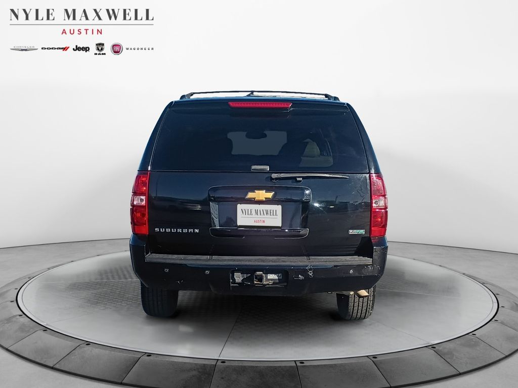 Used Car 2012 Chevrolet Suburban 1500  Lt For Sale Under $12,000 In Austin, Texas