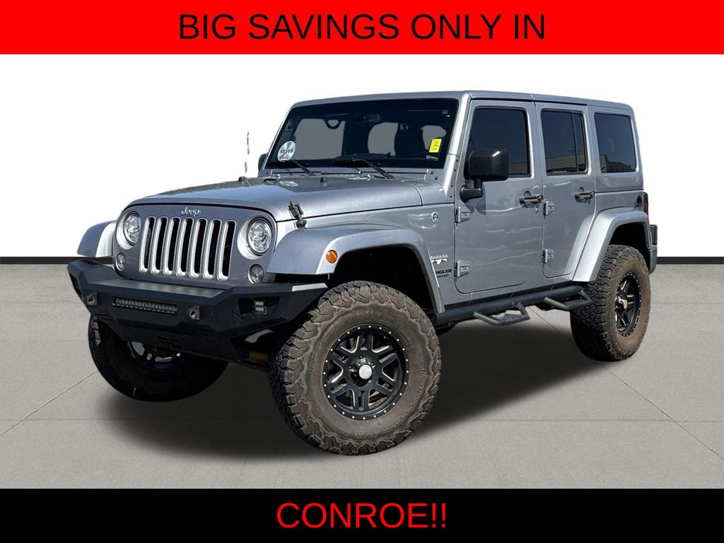 2017 Jeep Wrangler Unlimited Sahara Silver at Autostrade