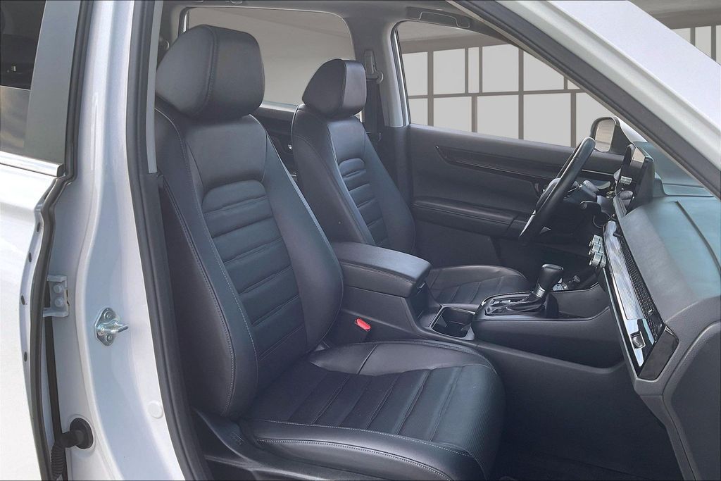 Used 2025 Honda CR-V SUV