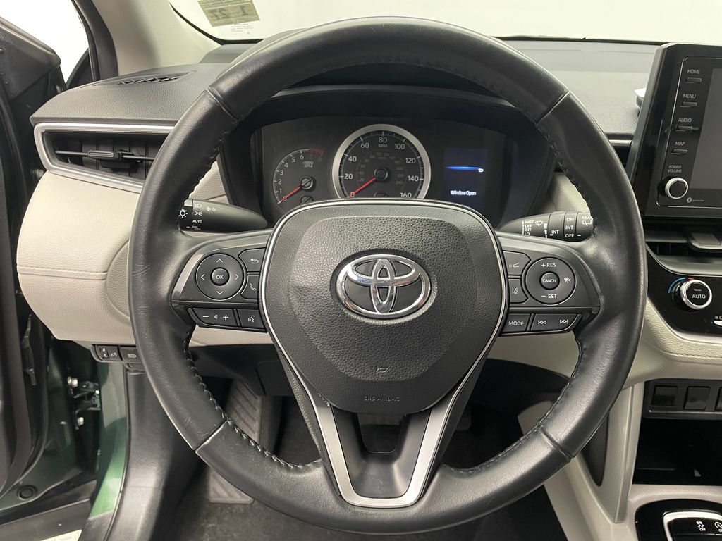 2022 Toyota Corolla Cross LE 20