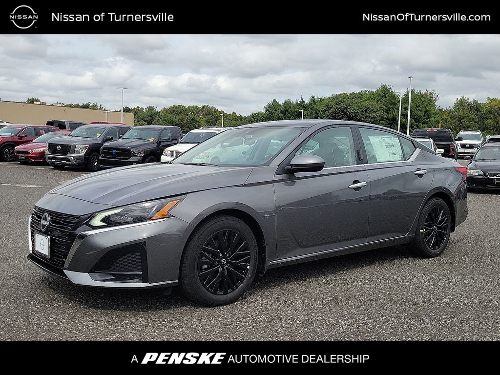 Thumbnail: 2025 Nissan Altima - 1